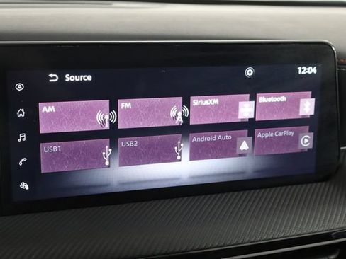 Used 2025 Nissan Kicks SR FWD image 30