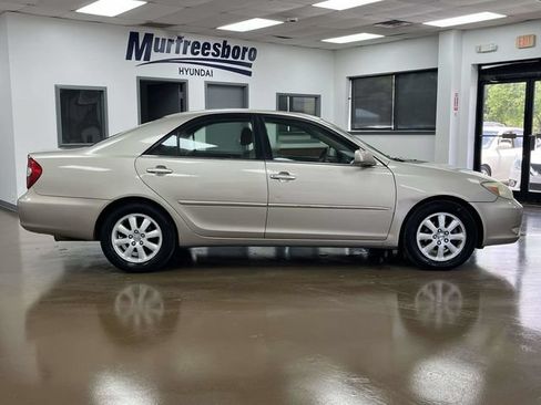 Used 2004 Toyota Camry XLE FWD image 4