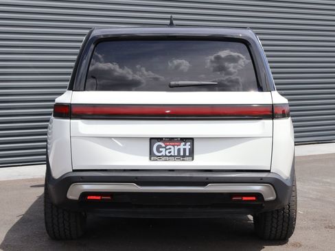 Used 2023 Rivian R1S Launch Edition image 6