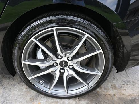 Used 2024 Genesis G70 2.5T AWD/4WD image 13