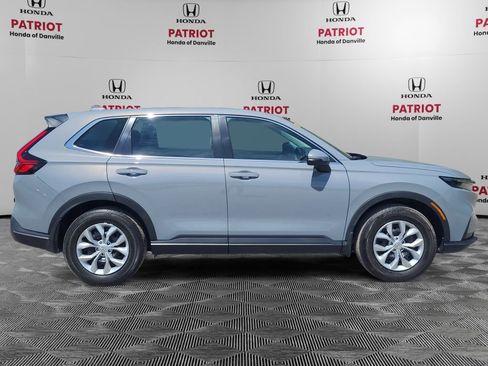 Used 2023 Honda CR-V LX image 6