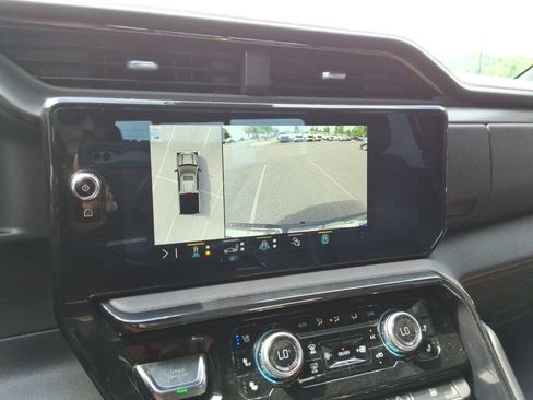 Certified 2022 GMC Sierra 1500 AT4 w/ AT4 Premium Package AWD/4WD image 16
