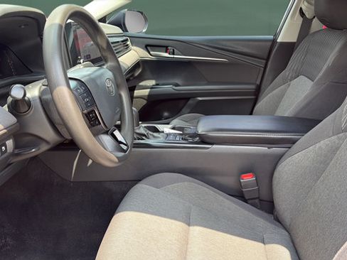 Used 2025 Toyota Camry LE FWD image 22