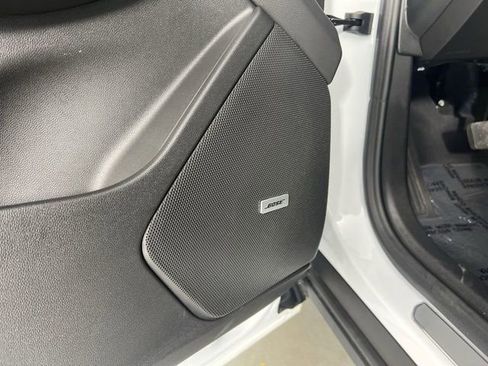 Used 2025 Cadillac XT6 Premium Luxury w/ Technology Package image 25