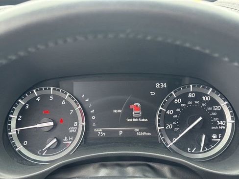Used 2020 Toyota Highlander Limited FWD image 17