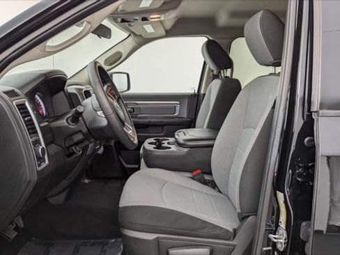 Used 2024 RAM 1500 Classic SLT image 14