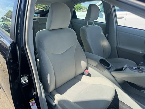 Used 2013 Toyota Prius Three FWD image 11