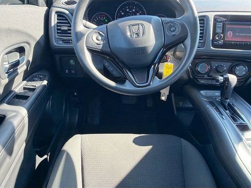 Used 2021 Honda HR-V LX image 16