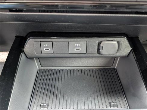 New 2026 Toyota Prius Plug-In Hybrid image 21