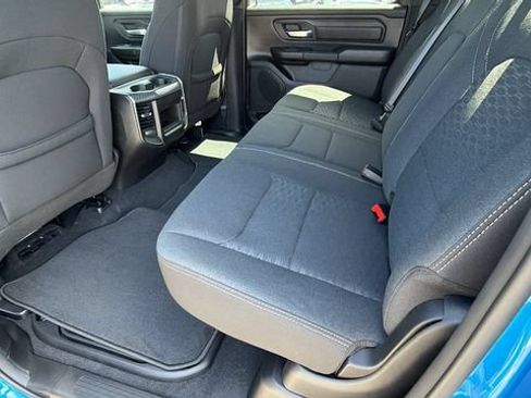 New 2026 RAM 1500 Express AWD/4WD image 16