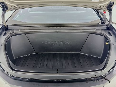 Used 2024 Tesla Cybertruck AWD Crew Cab image 37