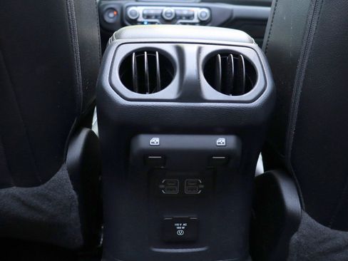 Used 2021 Jeep Wrangler Unlimited Sahara w/ Cold Weather Group AWD/4WD image 36