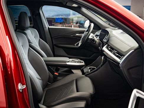 Certified 2025 BMW X2 xDrive28i image 20