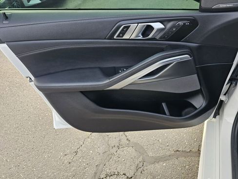 Used 2023 BMW X6 xDrive40i w/ M Sport Package image 22