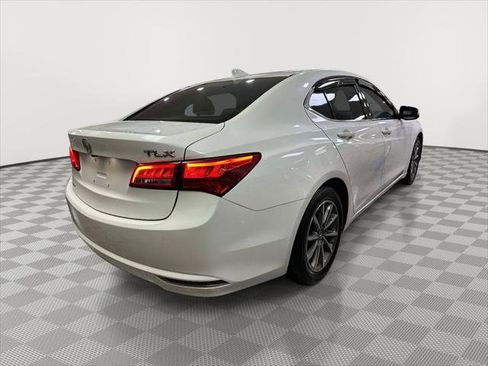 Used 2020 Acura TLX FWD image 2