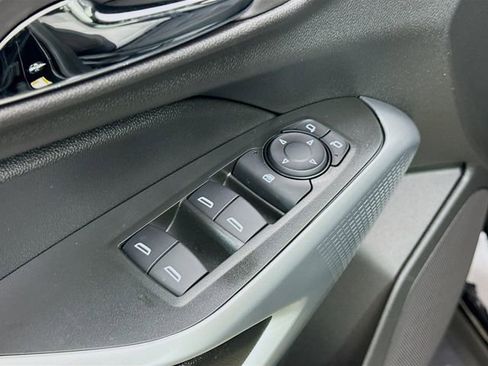 New 2026 Chevrolet Trax RS image 19