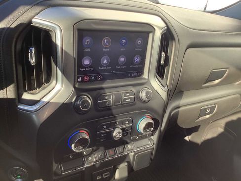 Used 2022 Chevrolet Silverado 1500 LT w/ Z71 Off-Road Package image 16