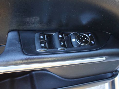 Used 2015 Lincoln MKZ w/ Equipment Group 102A Reserve image 95