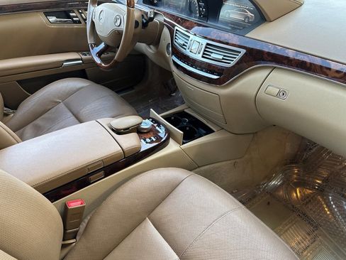 Used 2008 Mercedes-Benz S 550 image 31