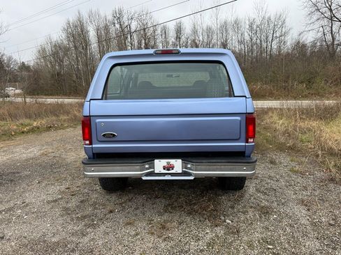 Used 1996 Ford Bronco Custom image 9
