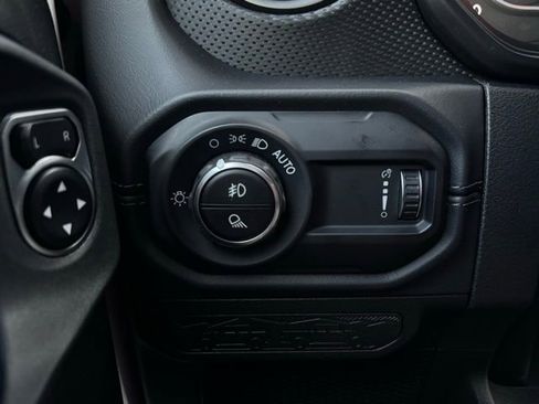 New 2026 Jeep Gladiator Rubicon w/ Safety Group AWD/4WD image 36