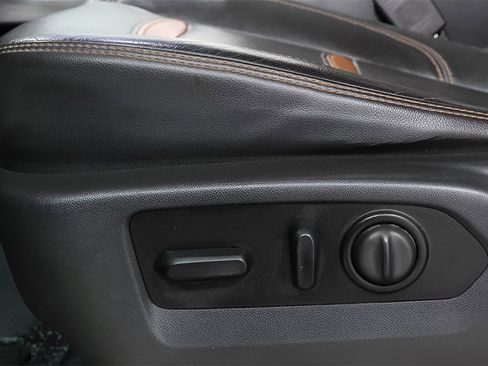 Used 2020 GMC Sierra 2500 AT4 image 20