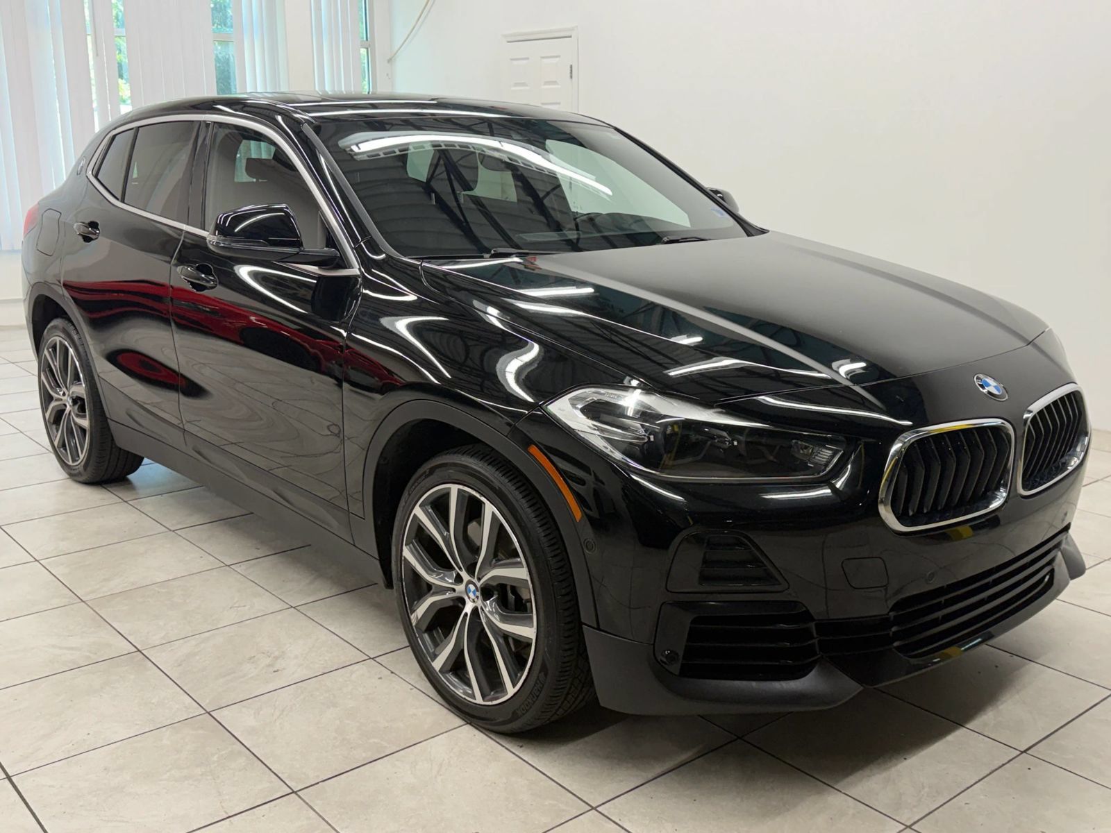 Used 2021 BMW X2 sDrive28i w/ Convenience Package FWD image 1
