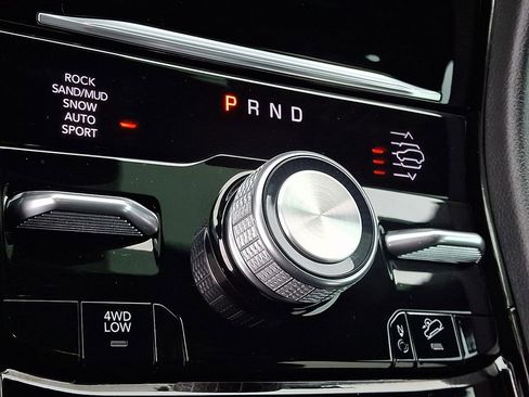 Used 2023 Jeep Grand Cherokee Summit w/ Luxury Tech Group V image 22