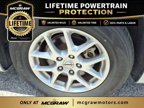 Used 2023 Chrysler Pacifica Touring-L FWD image 7