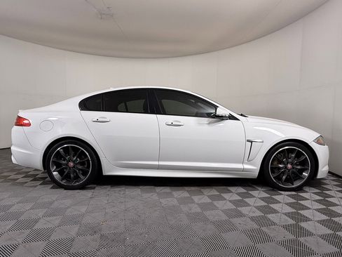 Used 2015 Jaguar XF Portfolio image 8