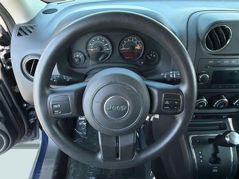 Used 2014 Jeep Patriot Sport AWD/4WD image 11