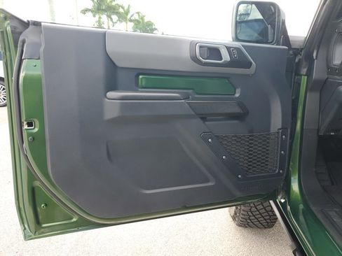 Certified 2024 Ford Bronco Black Diamond w/ Sasquatch Package image 17