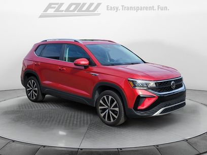 Certified 2023 Volkswagen Taos SE w/ Panoramic Sunroof Package