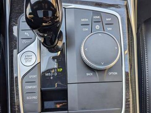 Used 2022 BMW 330i xDrive Sedan w/ Premium Package 2 image 18