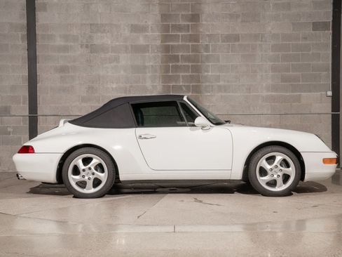 Used 1995 Porsche 911 Cabriolet image 10