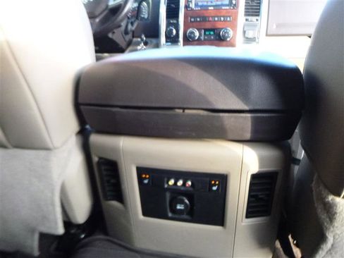 Used 2011 RAM 2500 Laramie w/ Cold Weather Group image 22