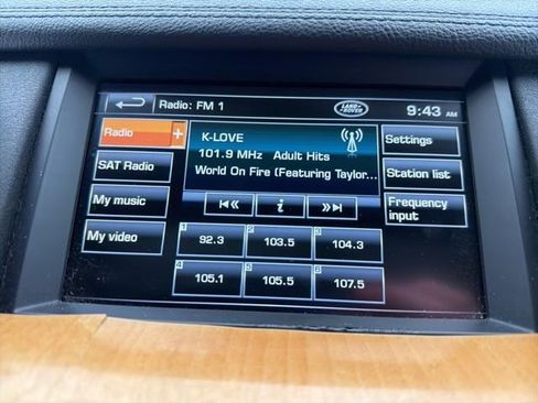 Used 2013 Land Rover LR4 HSE image 33