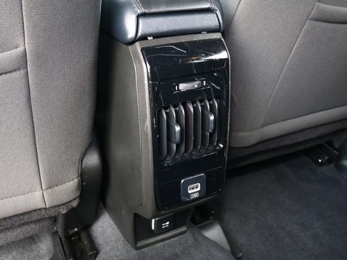 Used 2025 Jeep Compass Sport w/ Mopar Graphics Package image 12