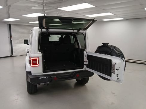 New 2026 Jeep Wrangler Sahara w/ Technology Group image 5