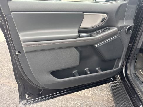 Used 2025 Ford Expedition Max Active image 35