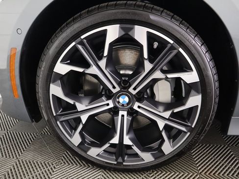 Certified 2025 BMW 330i Sedan w/ Premium Package image 32