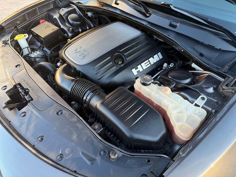 Used 2017 Dodge Charger R/T w/ Blacktop Package image 38