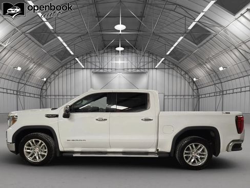 Used 2019 GMC Sierra 1500 SLT w/ X31 Off-Road Package AWD/4WD image 18