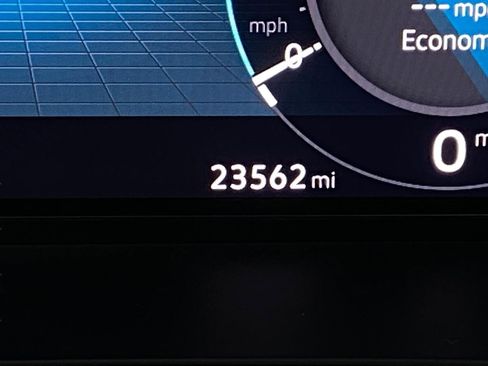 Used 2024 Volkswagen Atlas SE image 20