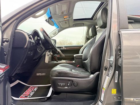 Used 2012 Lexus GX 460 Premium image 17
