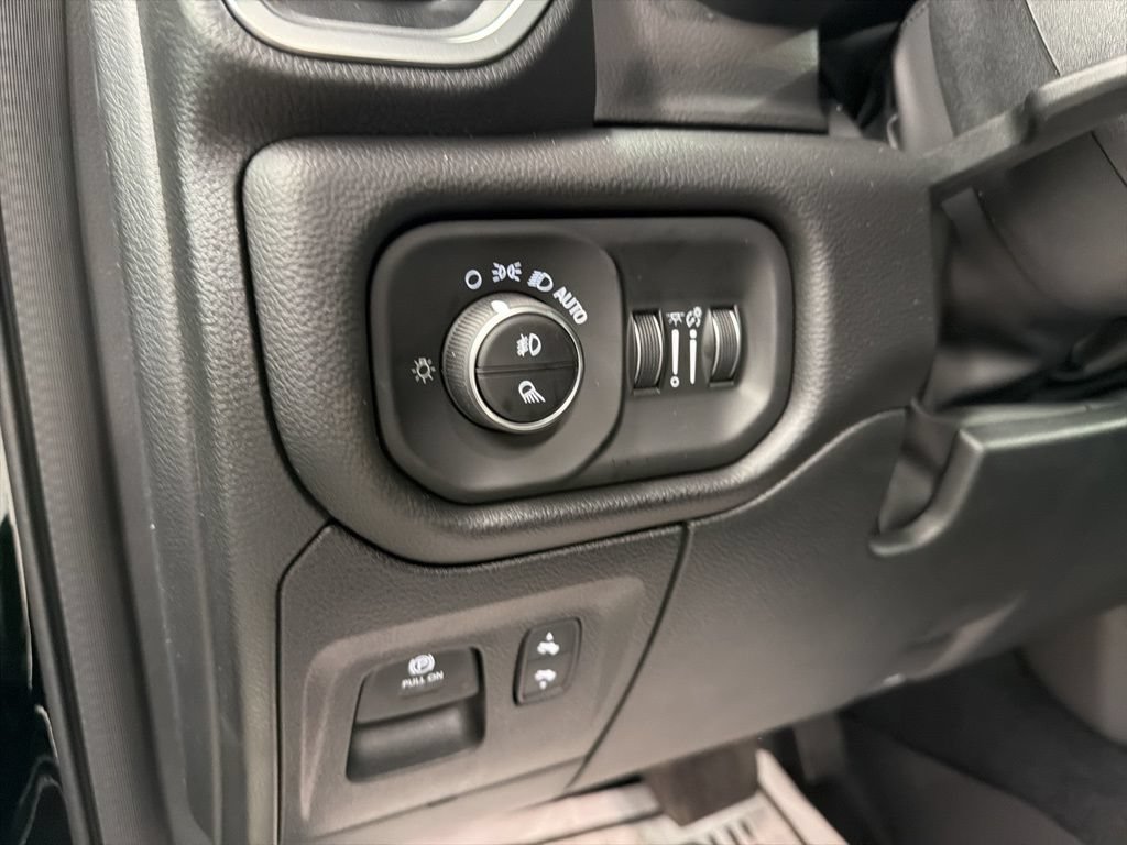 New 2026 RAM 1500 Big Horn AWD/4WD image 16