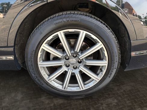Used 2019 Audi Q7 3.0T Prestige w/ Prestige Package AWD/4WD image 41