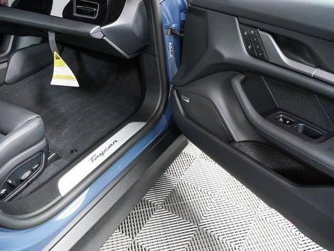 New 2026 Porsche Taycan image 28