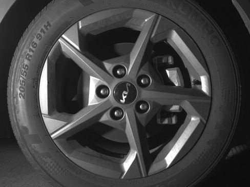 Used 2025 Kia K4 FWD image 12