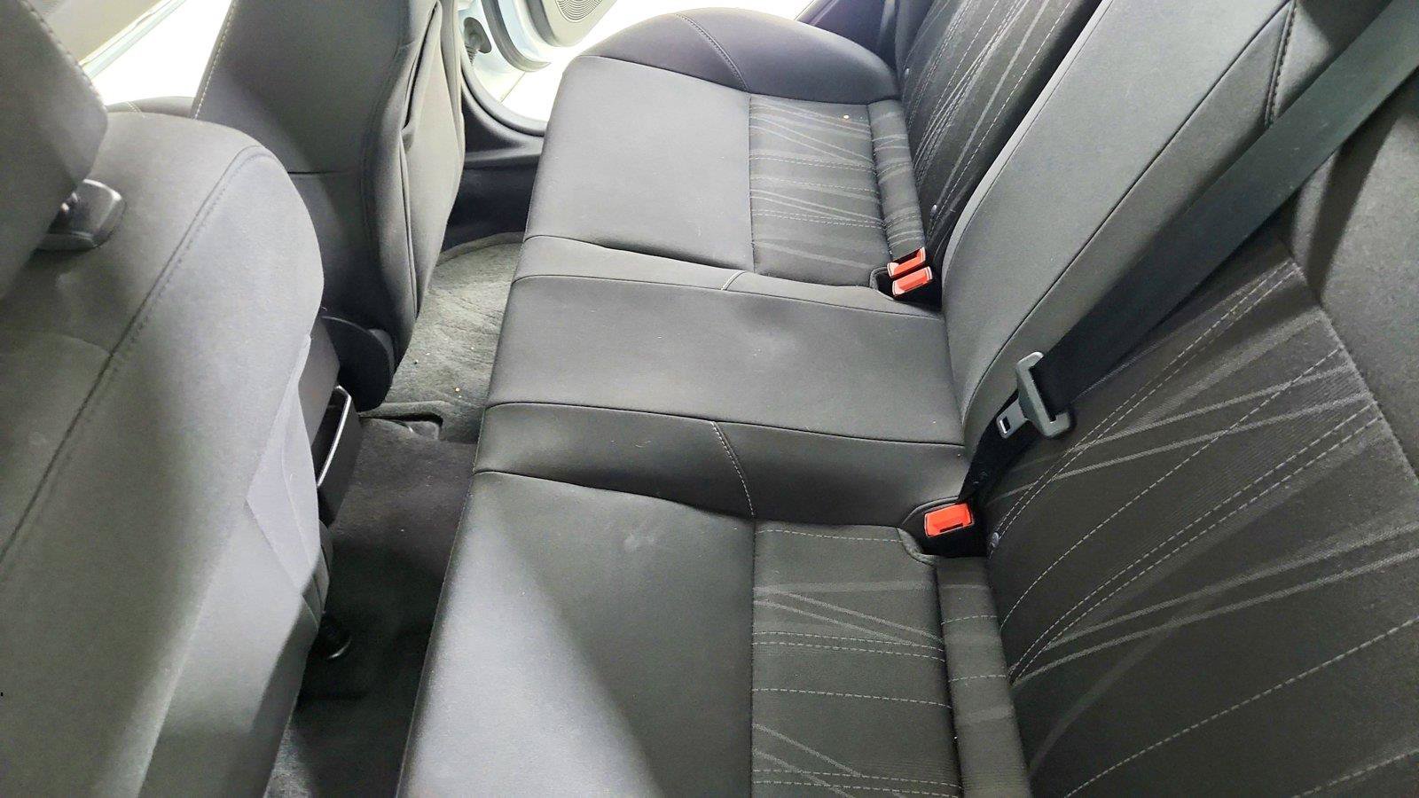 Used 2018 Ford Focus SE FWD image 33